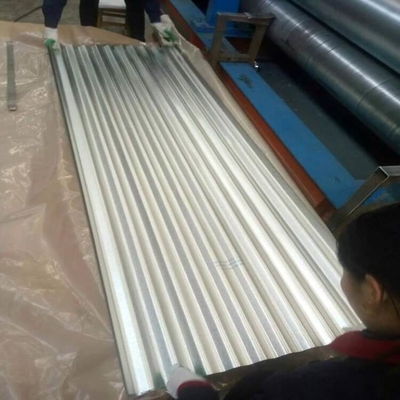 ISO14001 Corrugated Galvanized Steel Sheets 508mm PPGI Steel Roofing Sheet