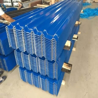 ISO 18001 JIS Blue Metal Roof Panels 7-30um Colour Coated Corrugated Sheets