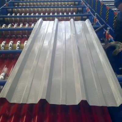 Z275-Z600 Color Coated Roofing Sheet 0.3--1.0mm Red Corrugated Roof Panels